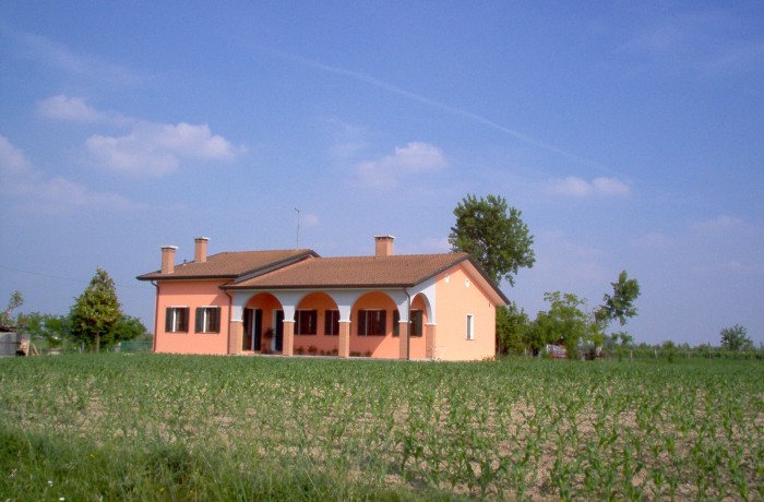 Esterno 7